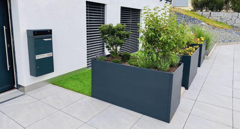 Metzler Hochbeet für den Garten – Stahl in Anthrazit, Witterungsbeständig 150 x 75 x 77 cm – Bild 3